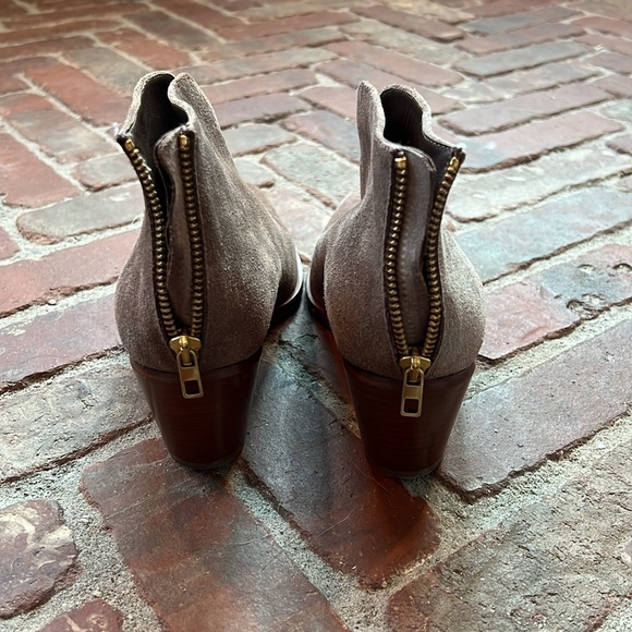 Vince Made in Italy Havana Notch Suede Ankle Boots - Picture 3 of 8